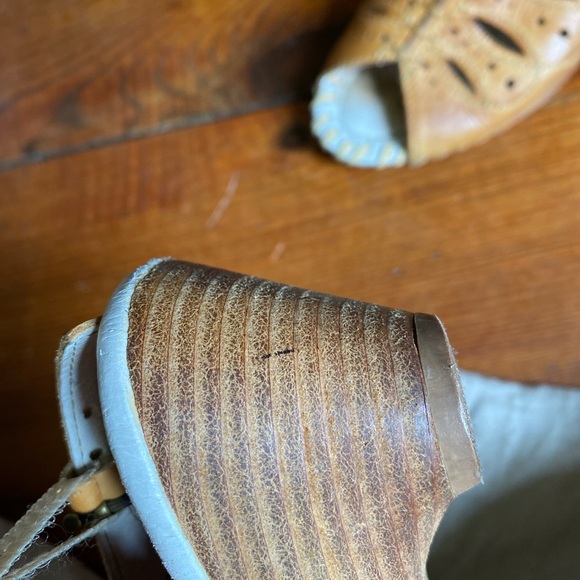 Pikolinos Leather Slingback Cutout Sandals - Picture 11 of 15